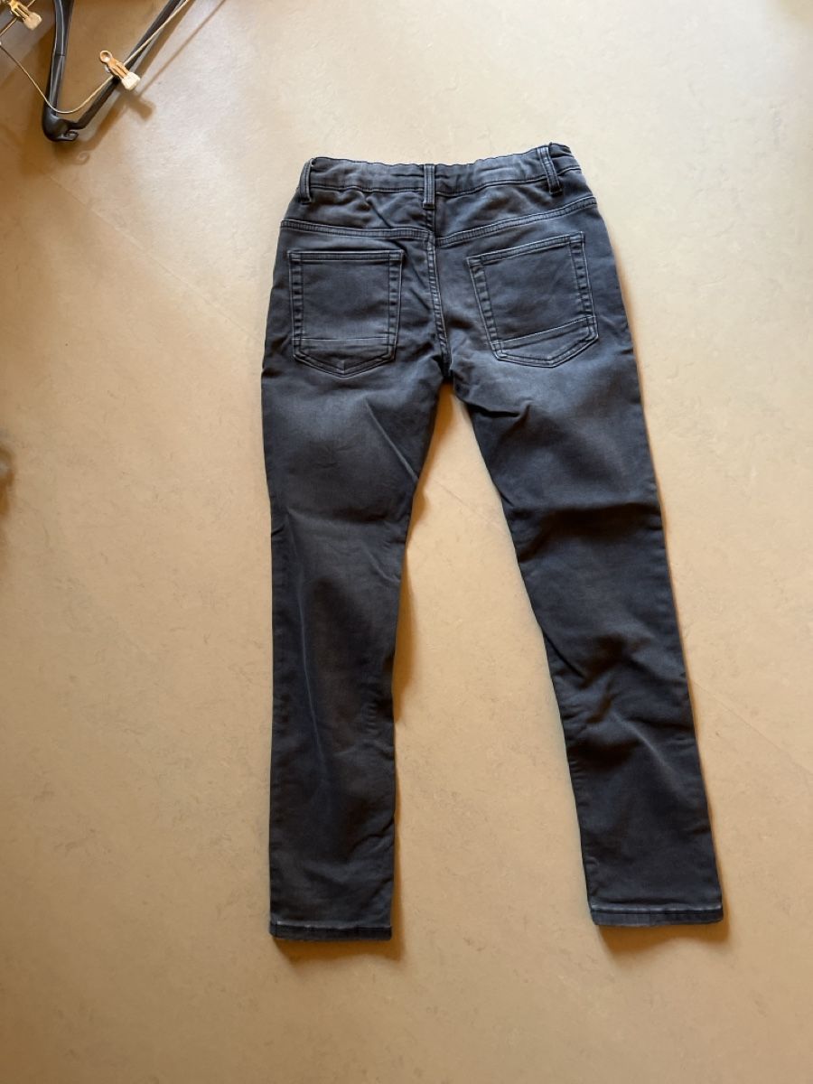 Pantaloni: Skinny Jeans Stretch C&A Gr. 152 – Usato da Röschenz venduto da Annakournikova 1
