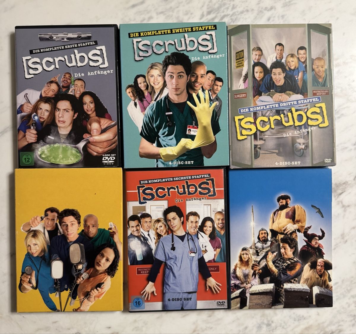 Tutti i DVDs: Scrubs DVDs – Usato da Aarau Rohr venduto da mic_d6nr