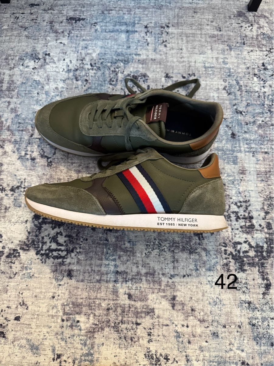 Scarpe da uomo: Tommy Hilfiger – Usato da Küssnacht am Rigi venduto da pet_h97d 1