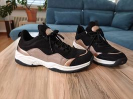 Turnschuhe