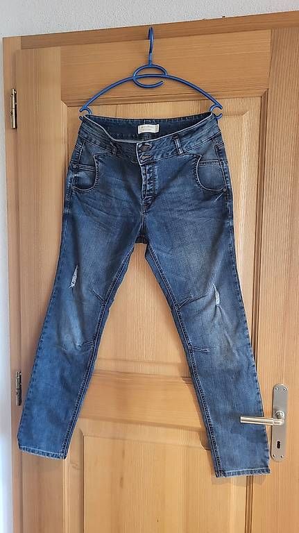 Desigual Jeans: 2 Jeans – Usato da Muolen venduto da Simi897