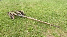Antiker Holzkarren mit Speichenrädern guter Zustand