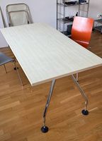 Vitra Adhoc Schreibtisch , Ahorn/Chrom