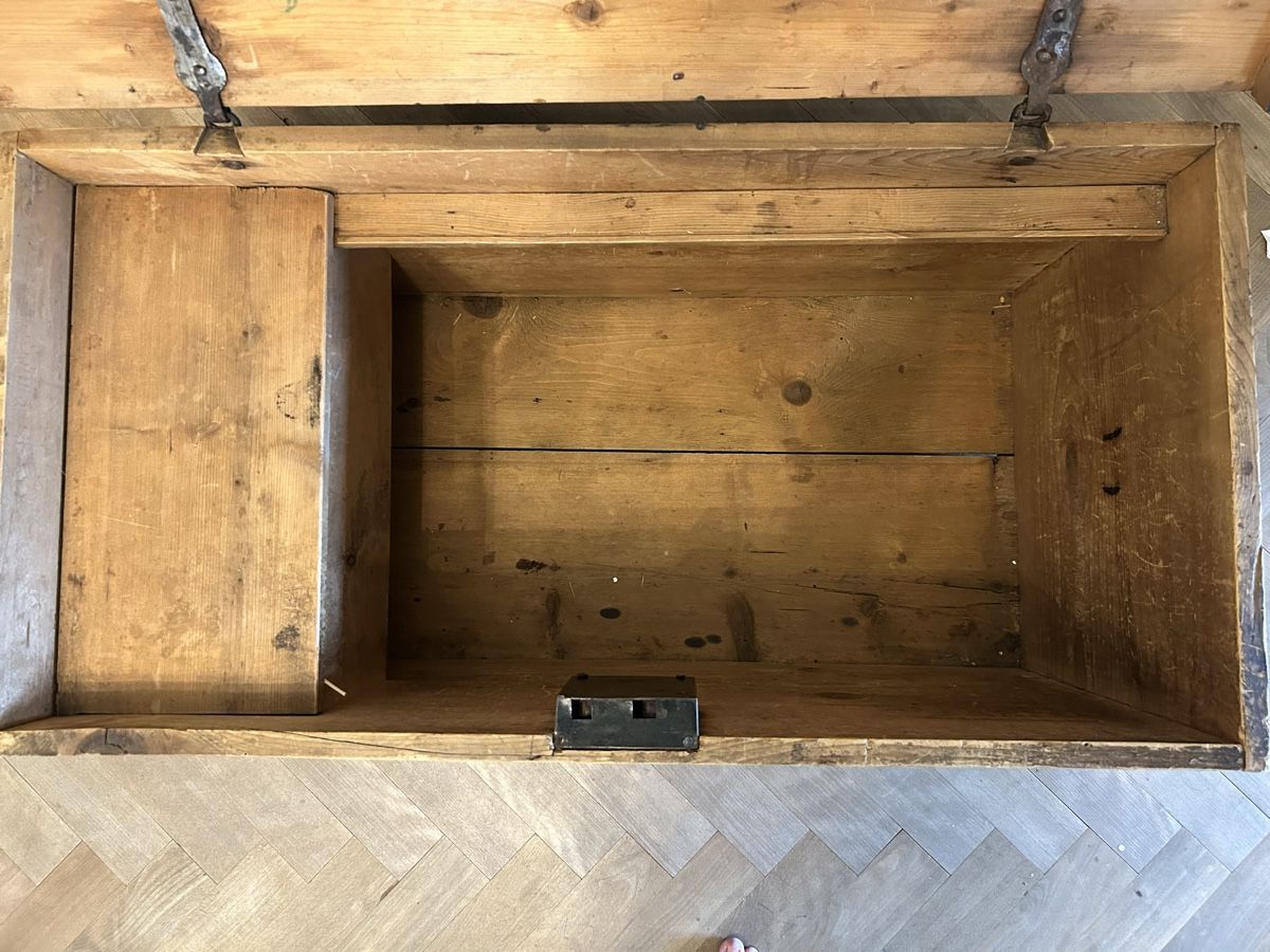 Truhen: Schwarze Holztruhe – Gebraucht aus Zürich von kunterbunt013 6
