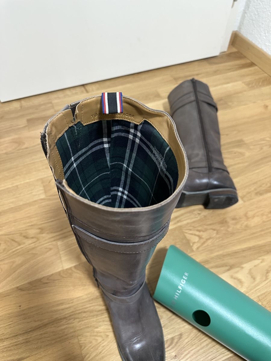 Tommy Hilfiger Scarpe da donna: Tommy Hilfiger Lederstiefel, Gr. 38 – Nuovo (secondo la descrizione) da Bolligen venduto da Bluejean1 5