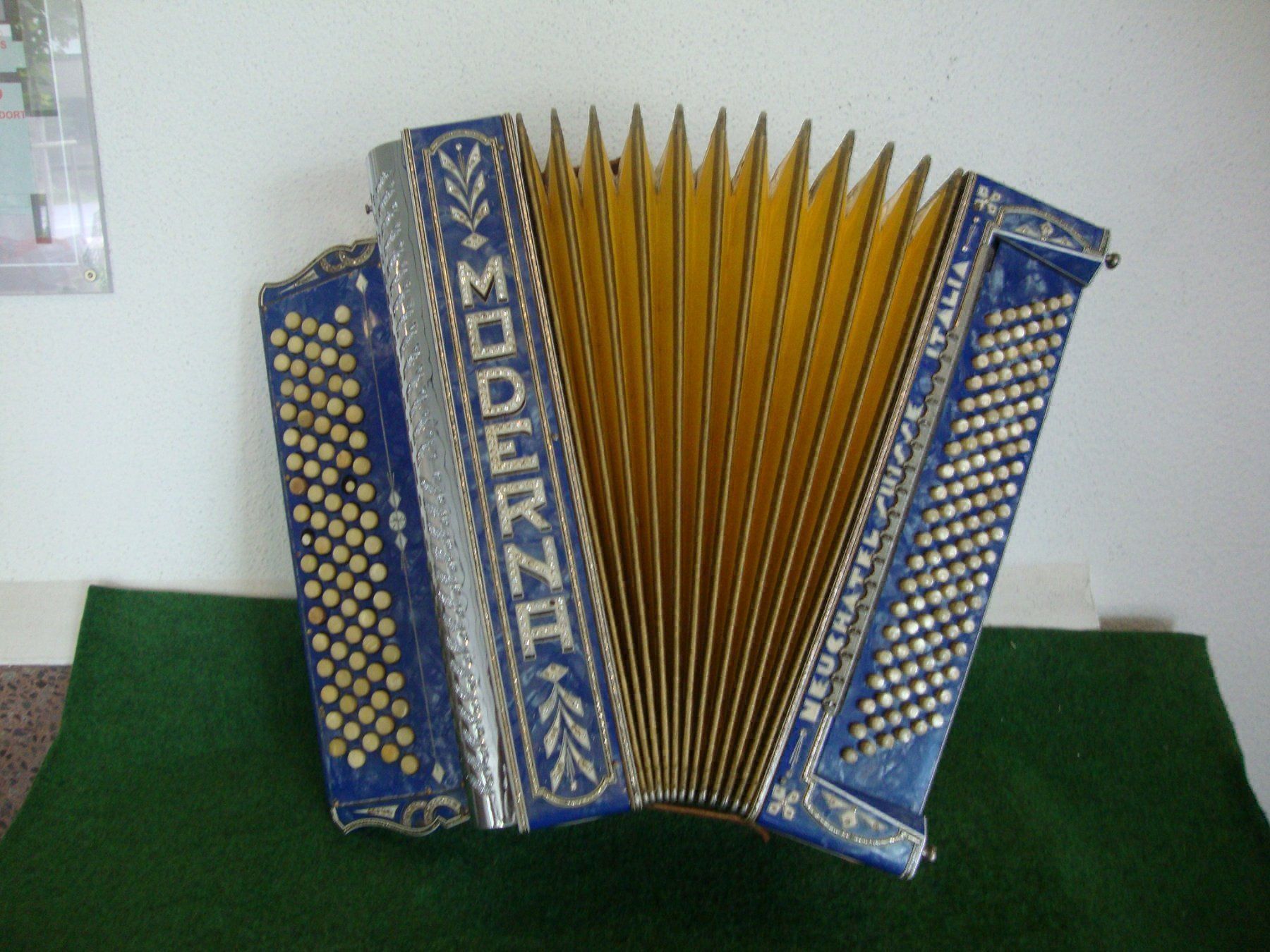Strumenti musicali: Akkordeon chromatisch Moderna – Usato da Zürich venduto da baumusik 7