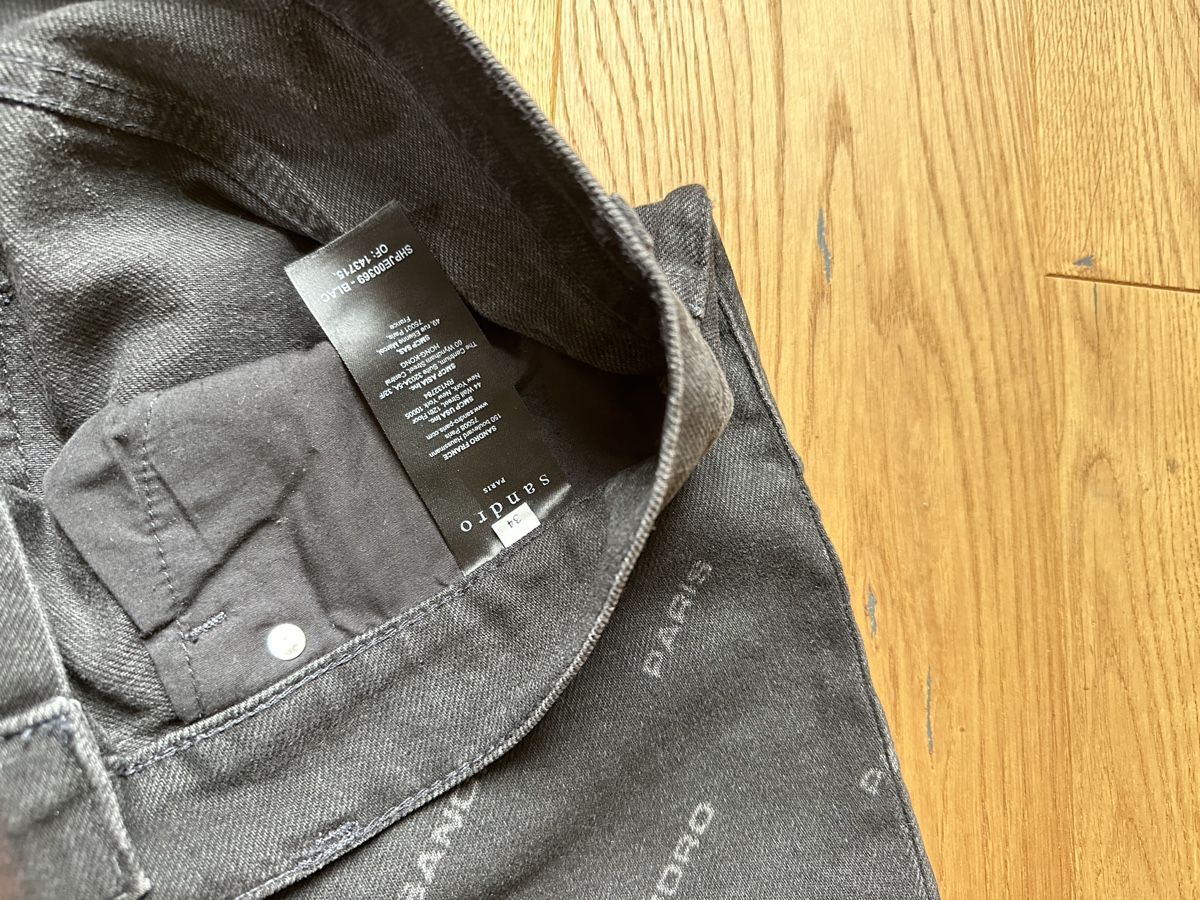 Sandro Jeans: Sandro Paris Monogramm Jeans – Usato da Düdingen venduto da kleidungsmarktplatz 3