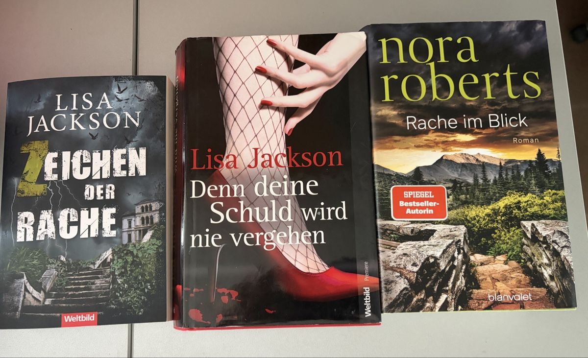Libri: 3 Bücher – Usato da Fisibach venduto da roma-am