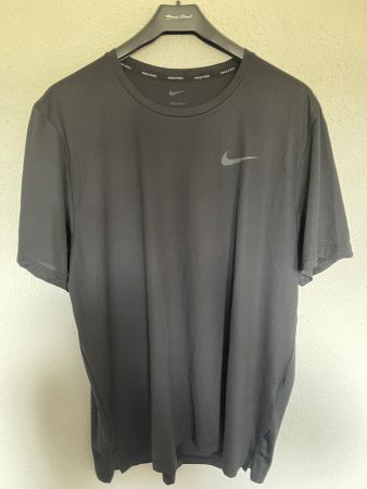 Sport-Herren-T-Shirt: Nike Pro, DRI-FIT, Grösse L, NEU