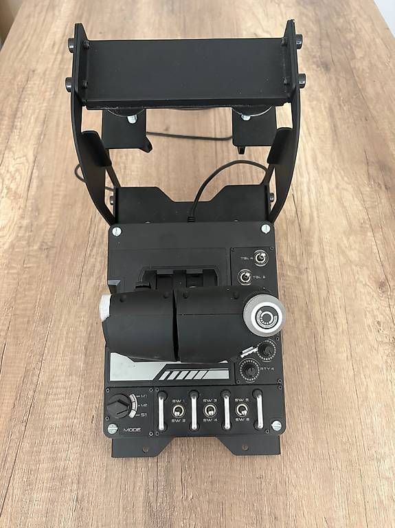 Controller:     Logitech X56 HOTAS + Pedale + 2x Oplite Halter – Gebraucht aus Büsserach von Jmtm88 2