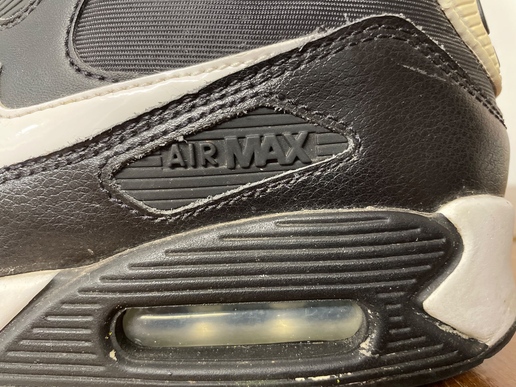 Nike Scarpe da donna: NIKE Air Max Sneaker Gr. 37.5 – Usato da Frasnacht venduto da GracyStore 3