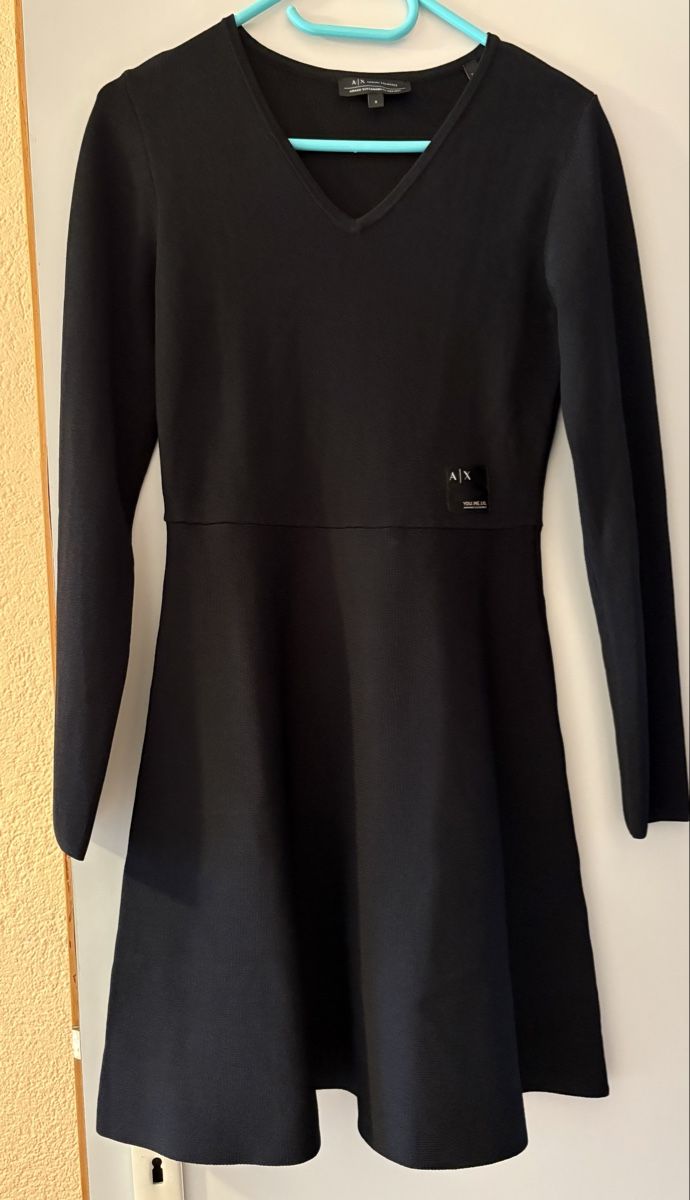 Armani Vestiti: Abito di Armani nero – Nuovo (secondo la descrizione) da Viganello venduto da Orisole
