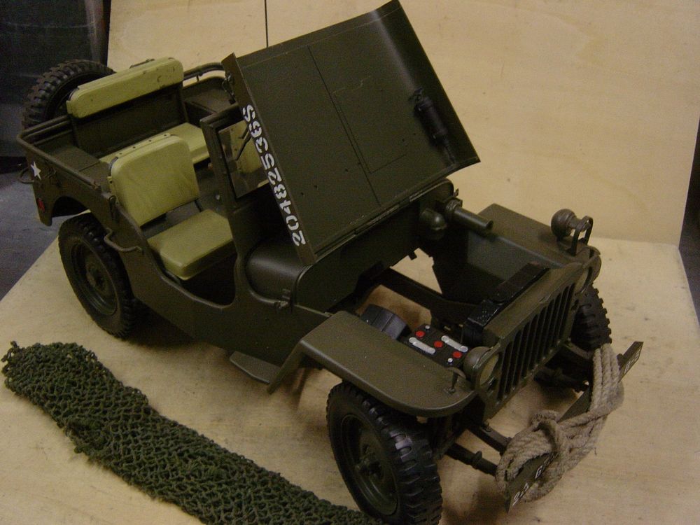 Jeep Willys MB à Friction - US Army - Jouet Militaire Vintage Itos (Tchécoslovaquie)