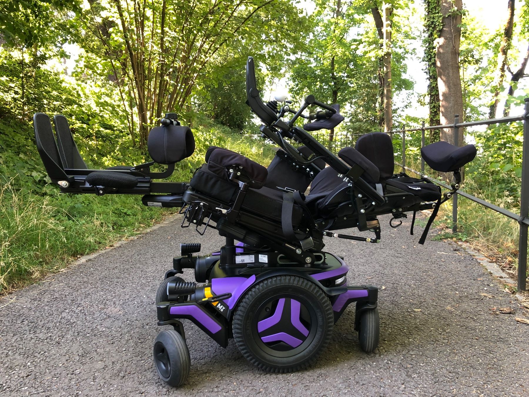 Sedie a rotelle: Elektro-Rollstuhl mit Stehfunktion und Sitzlift – Nuovo (secondo la descrizione) da Basel venduto da rog_vwf5 2
