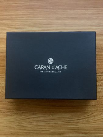 Caran d'Ache Karton Box