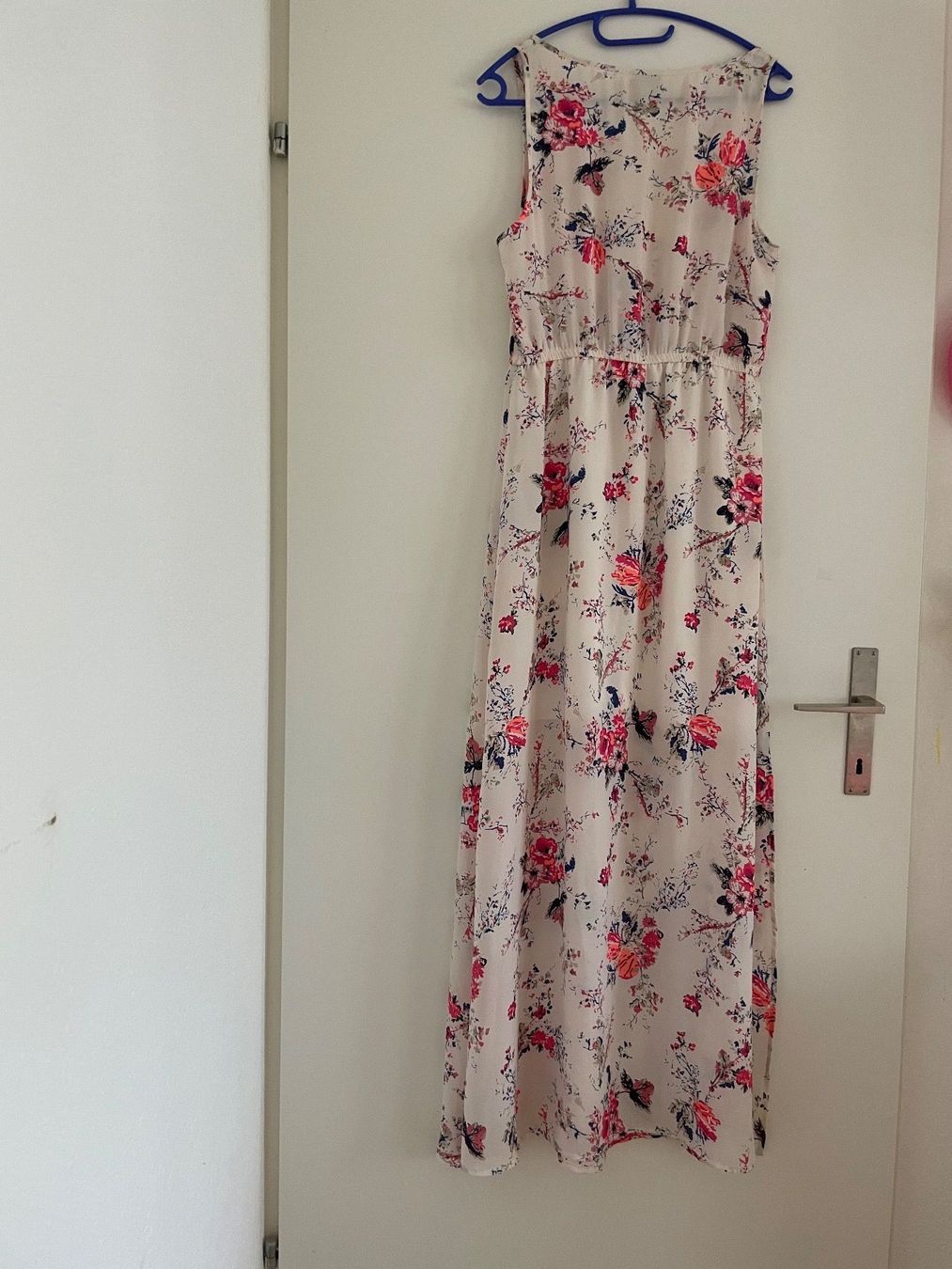 Robes: Kleid Gr 40 – D'occasion à Biel/Bienne par philong 1