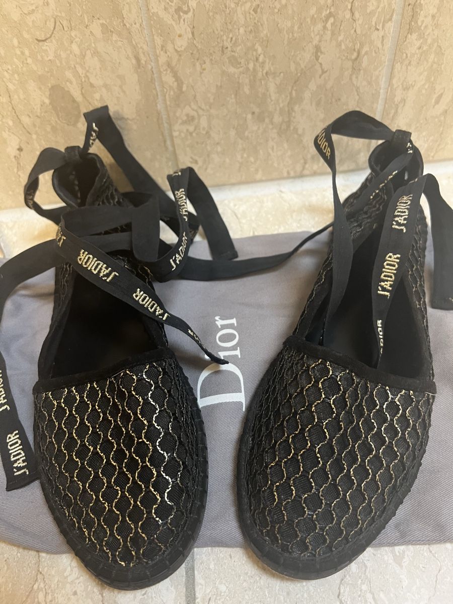 Dior Scarpe da donna: Original Dior-Schuhe, Gr. 39,5 – Usato da Bettwiesen venduto da vanessa032