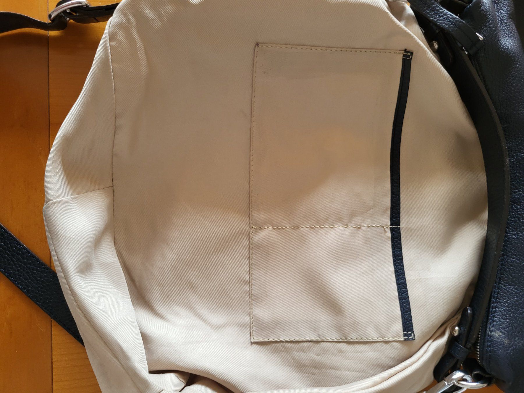 Taschen für Damen: Ledertasche dunkelblau von Pasito – Gebraucht aus Grüsch von Marianna05 6