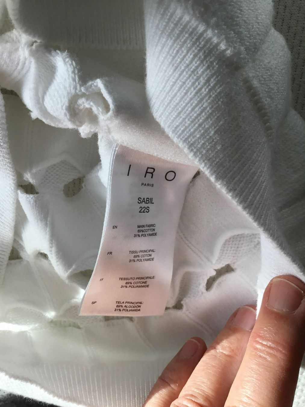 Top: haut IRO large mais équivalent T 38 – Usato da Lausanne venduto da pascale.mojito1004 2