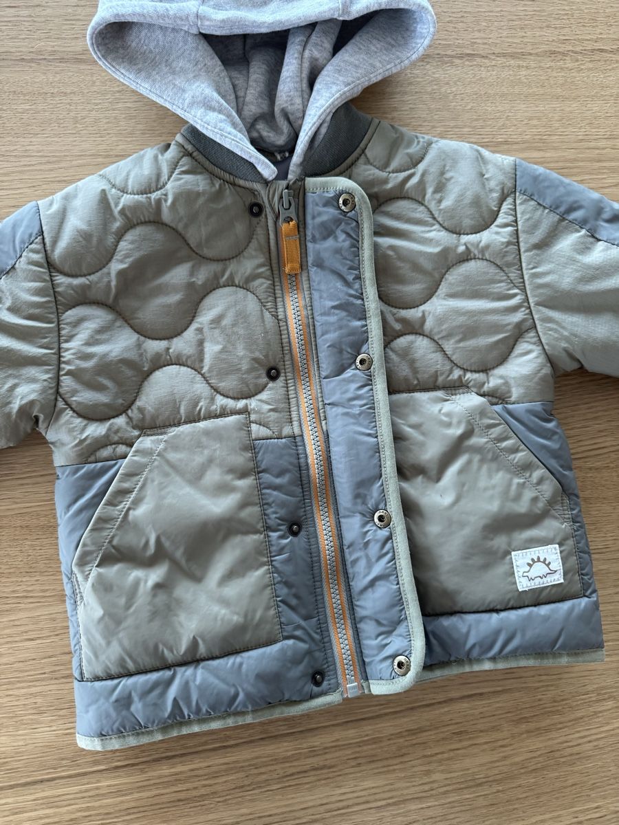 Next Jacken & Mäntel: Next Quilted Jacket with Removable Hood - Size 86 – Neu (gemäss Beschreibung) aus Zürich von ala_drq8 1