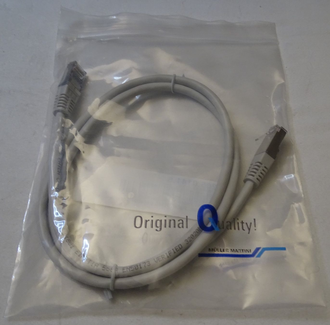 Cavi: ***TOP*** Kabel konf. Patch RJ45 parallel 1.00m ***TOP*** – Nuovo e nell'imballaggio originale da Zofingen venduto da Felix459 1