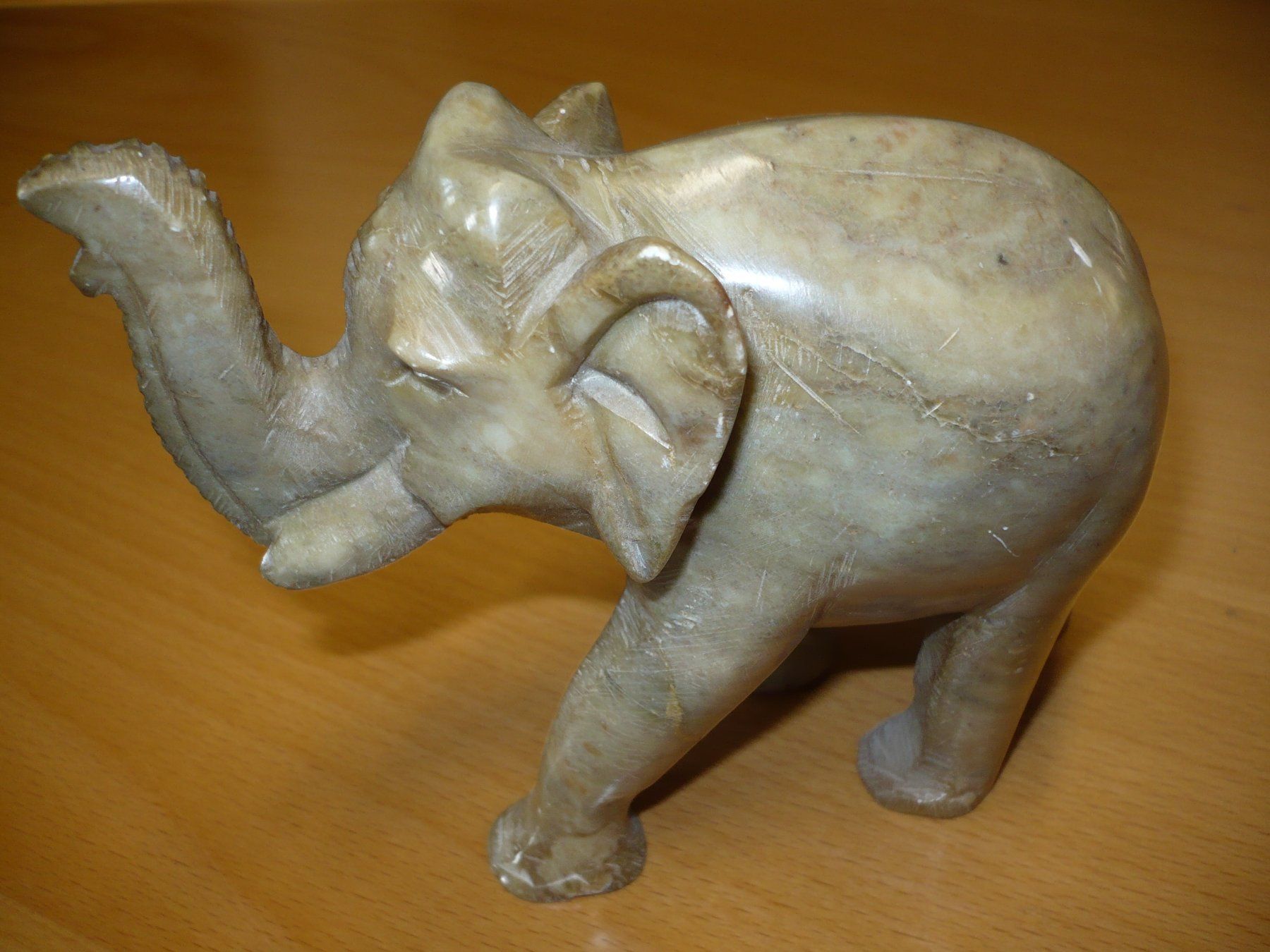 Figuren: Elefant aus Speckstein – Gebraucht aus Merzligen von Marthe22