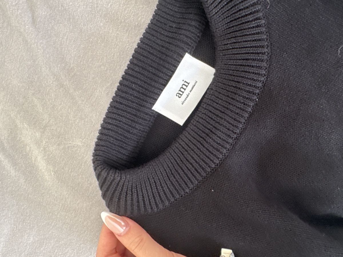 Pullover & Sweatshirts: Ami Sweater Schwarz Gr. S  – Neu (gemäss Beschreibung) aus Allschwil von ale_99l7 2