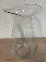 Grosse Blumenvase aus Glas, 28cm (⌀17) hoch - Top Zustand!
