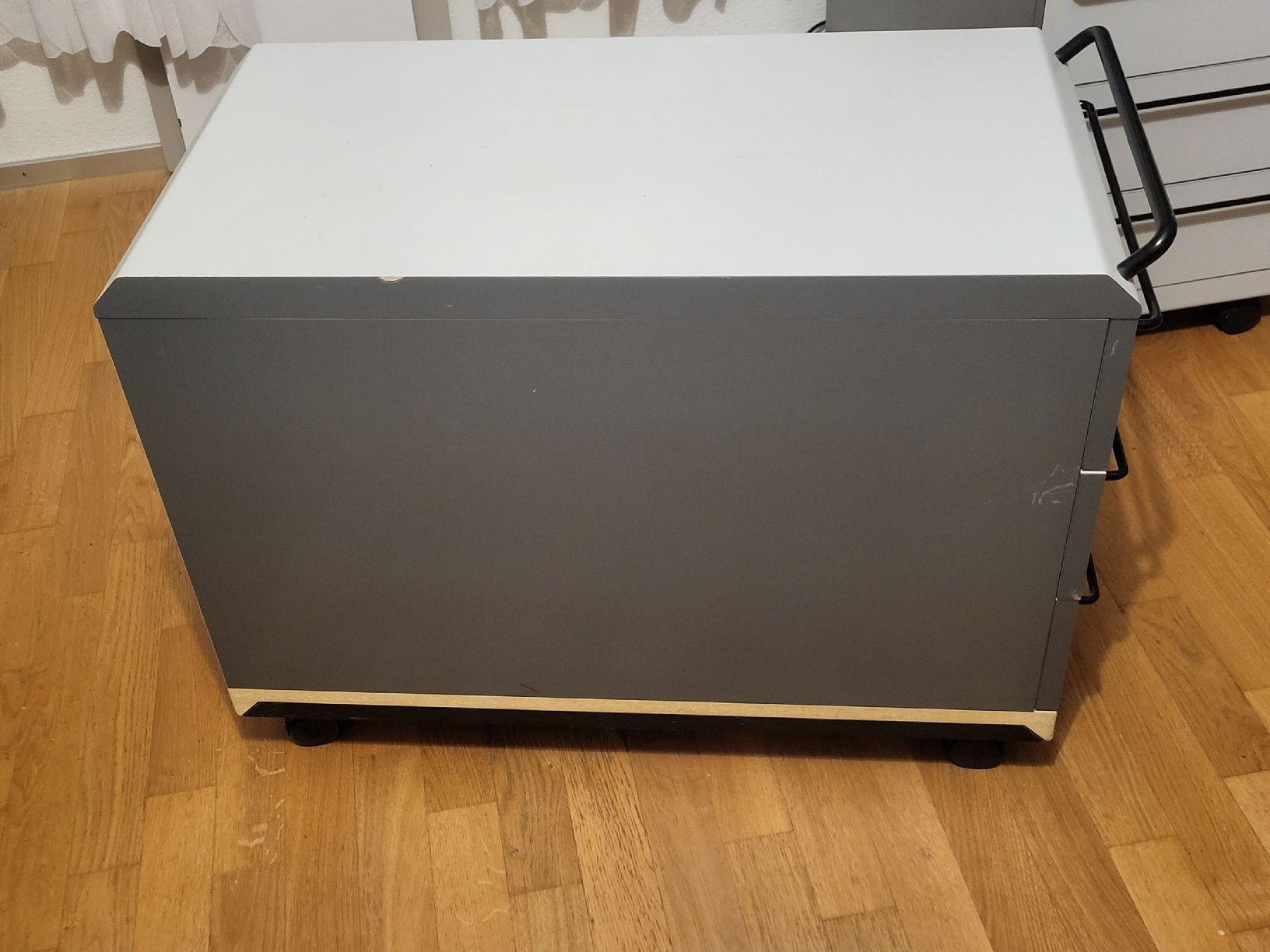 Korpus: Bürokörper / Rollconteiner – Gebraucht aus Wallisellen von Mintrubber 2