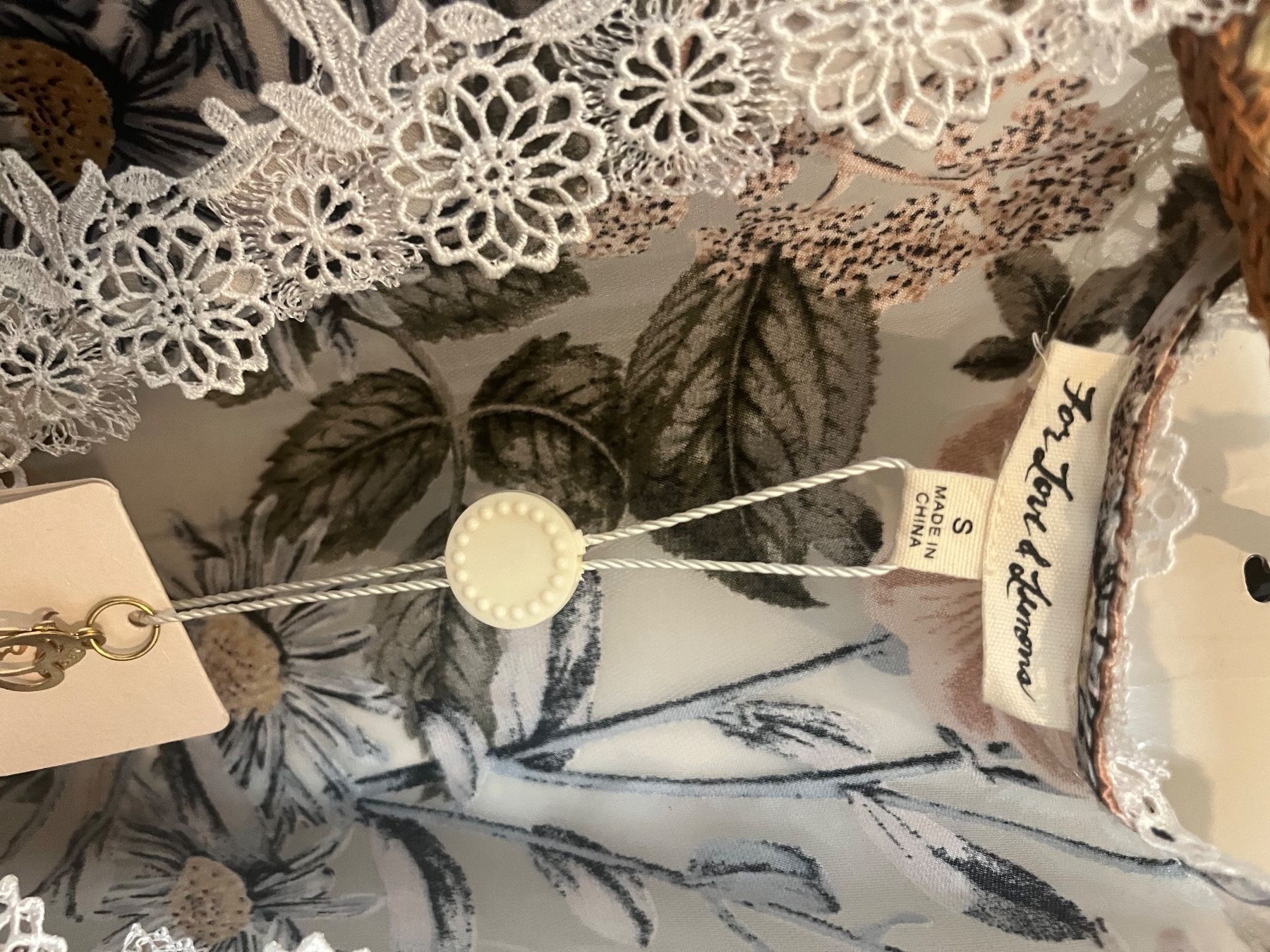 Vestiti: Robe for love and lemons – Usato da Lausanne venduto da Noemie1994 2