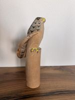 Vintage handgeschnitztes japanisches Otaka Poppo "Hawk Toy" 