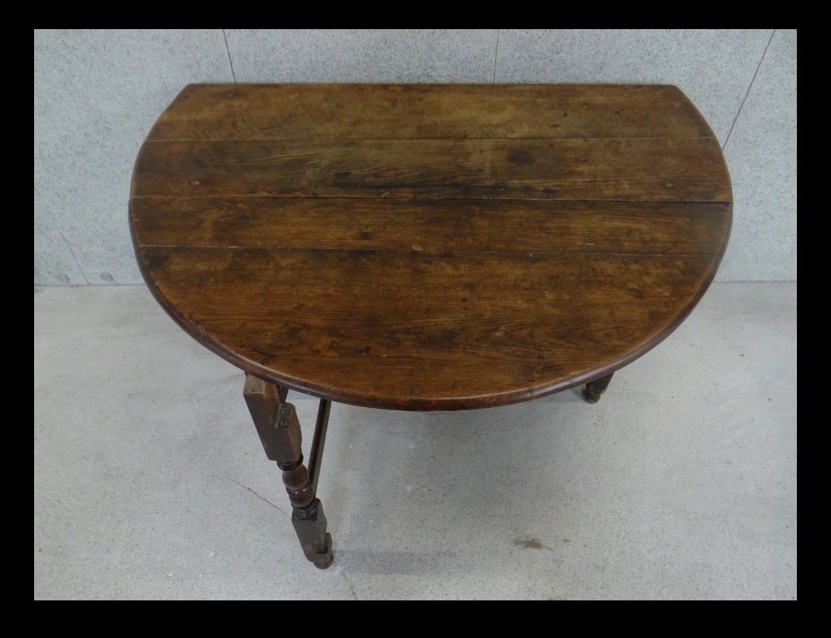 Tavoli: Barock Esszimmertisch ca 1750 vermutlich England – Usato da Hallau venduto da 13gs 4