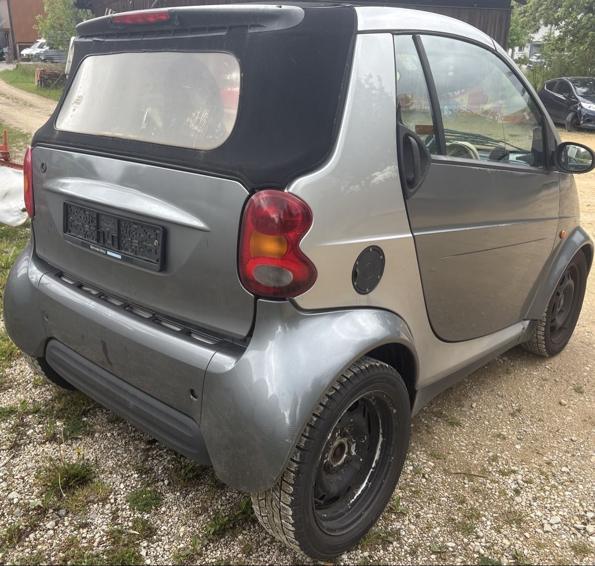 Smart Automobili: Smart ForTwo Cabrio Ab MFK 08.2023 – Usato da Oberdorf BL venduto da AutoWerk4448 2