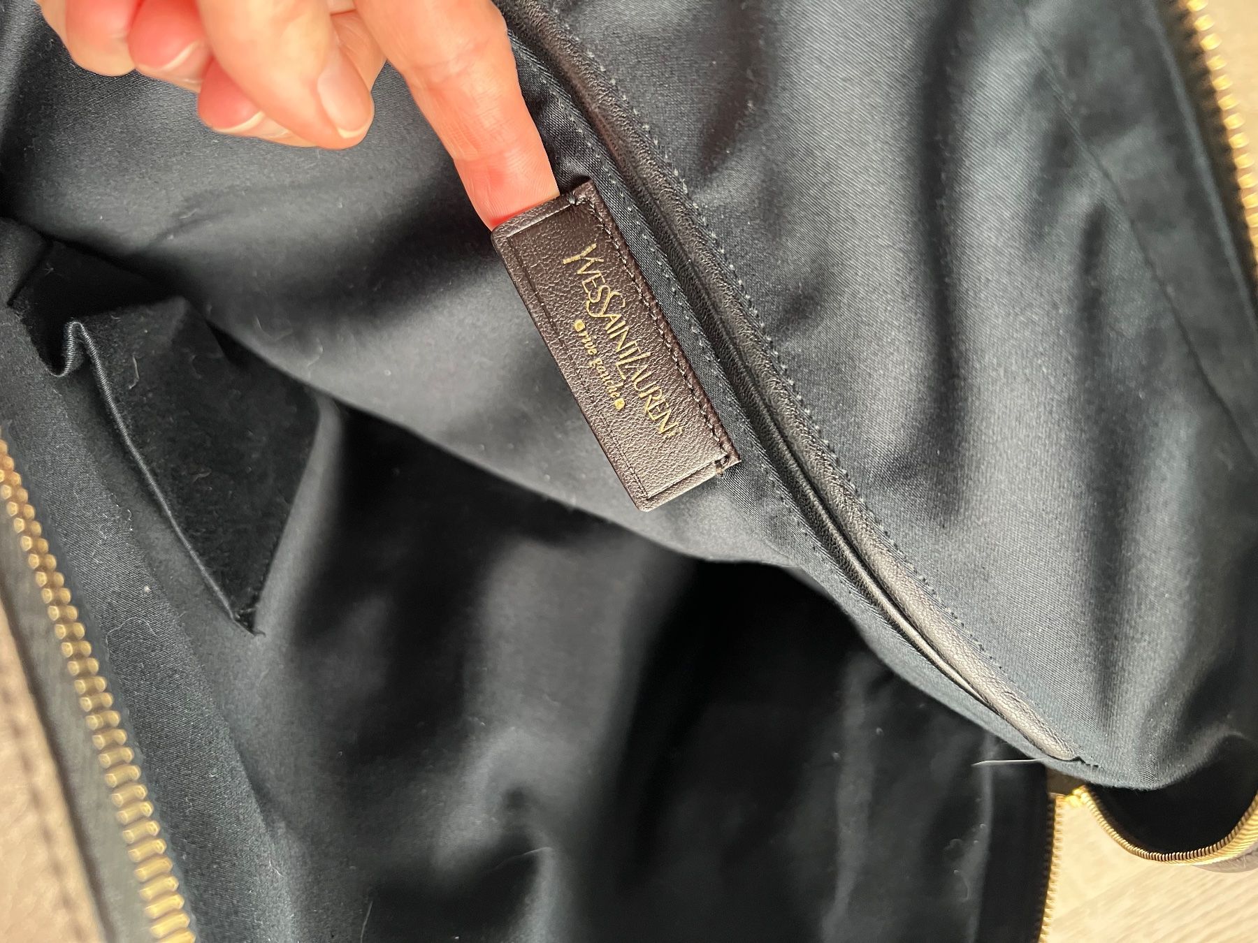 Saint Laurent Borse da donna: Echte YSL-Ledertasche (gross) – Usato da Wettingen venduto da behave2807 1