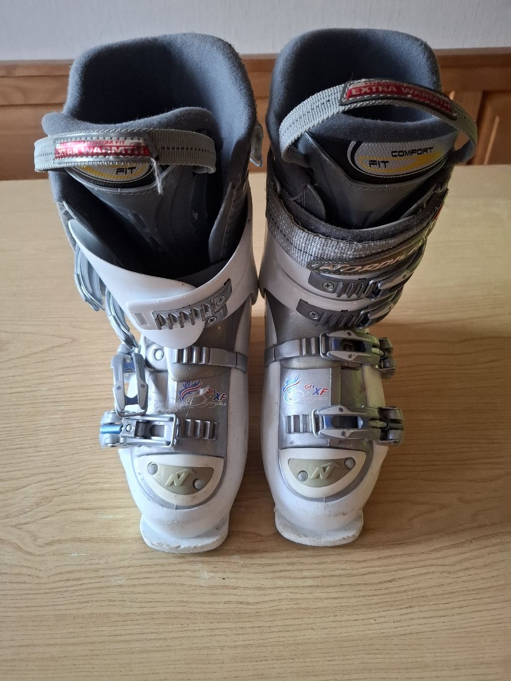 Nordica Scarpe da donna: Skischuhe  – Usato da Langnau i.E venduto da Timber82 1