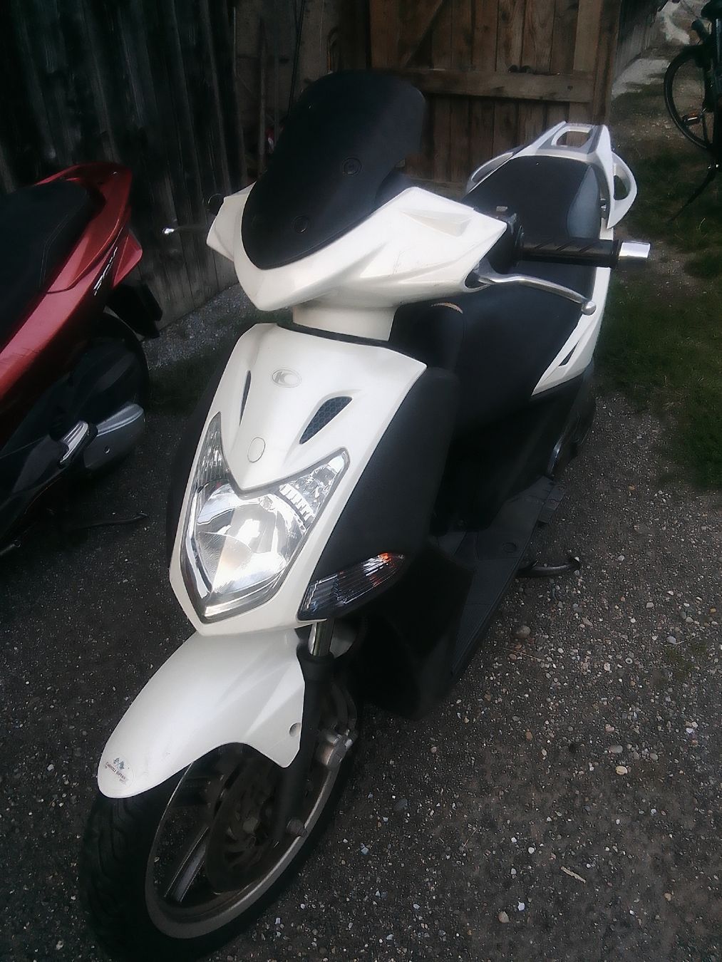 Kymco Scooters: Kymco Agility 200 ccm – Defekt aus Pfäffikon ZH von milcow 6
