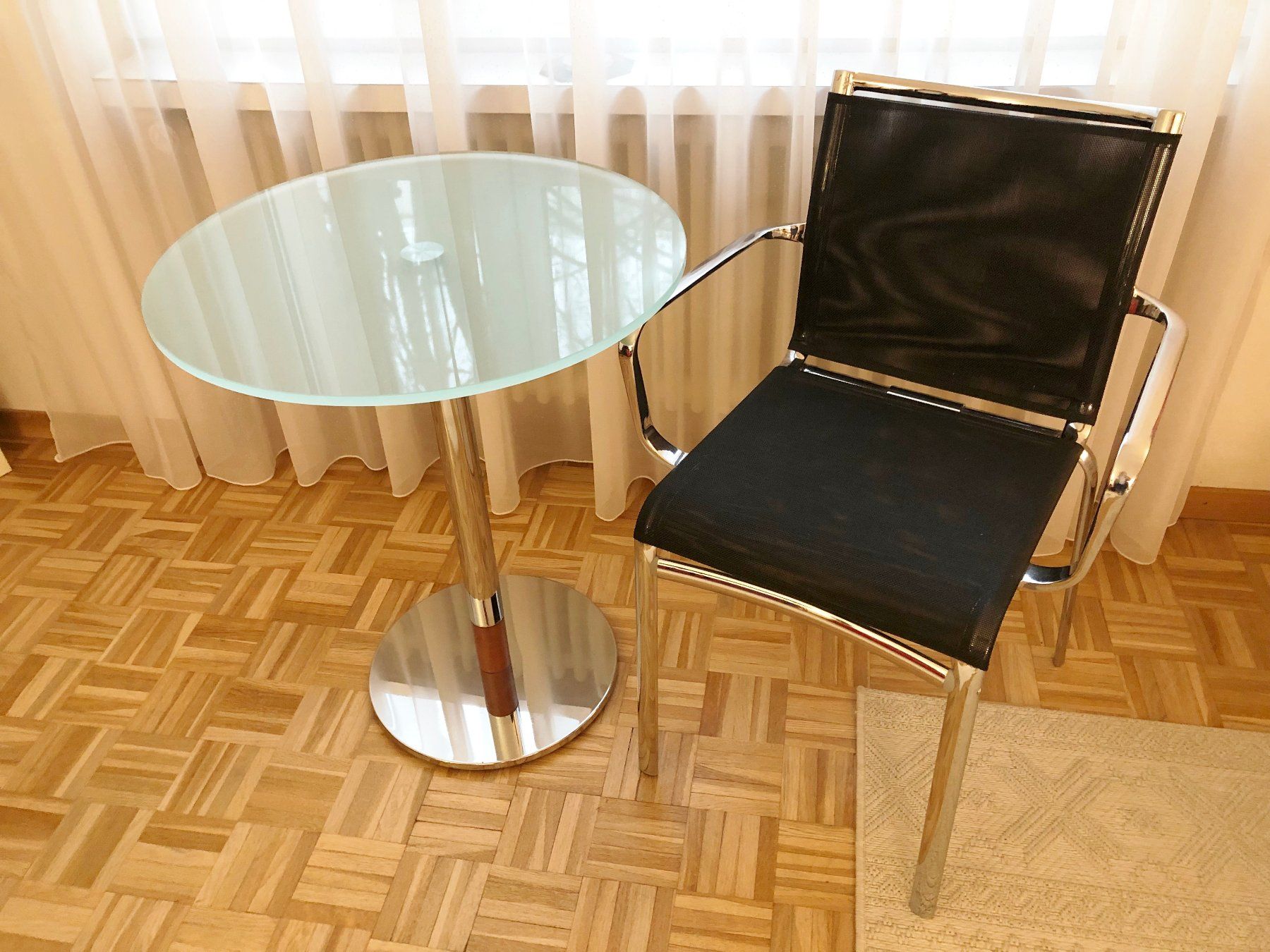 Chaises: Designer Stuhl – Neuf (Voir description) à Glattbrugg par Ariel012