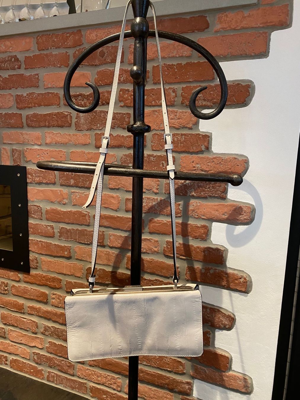 Coccinelle Borse da donna: Handtasche – Usato da Rorschach venduto da Loonimuh 1