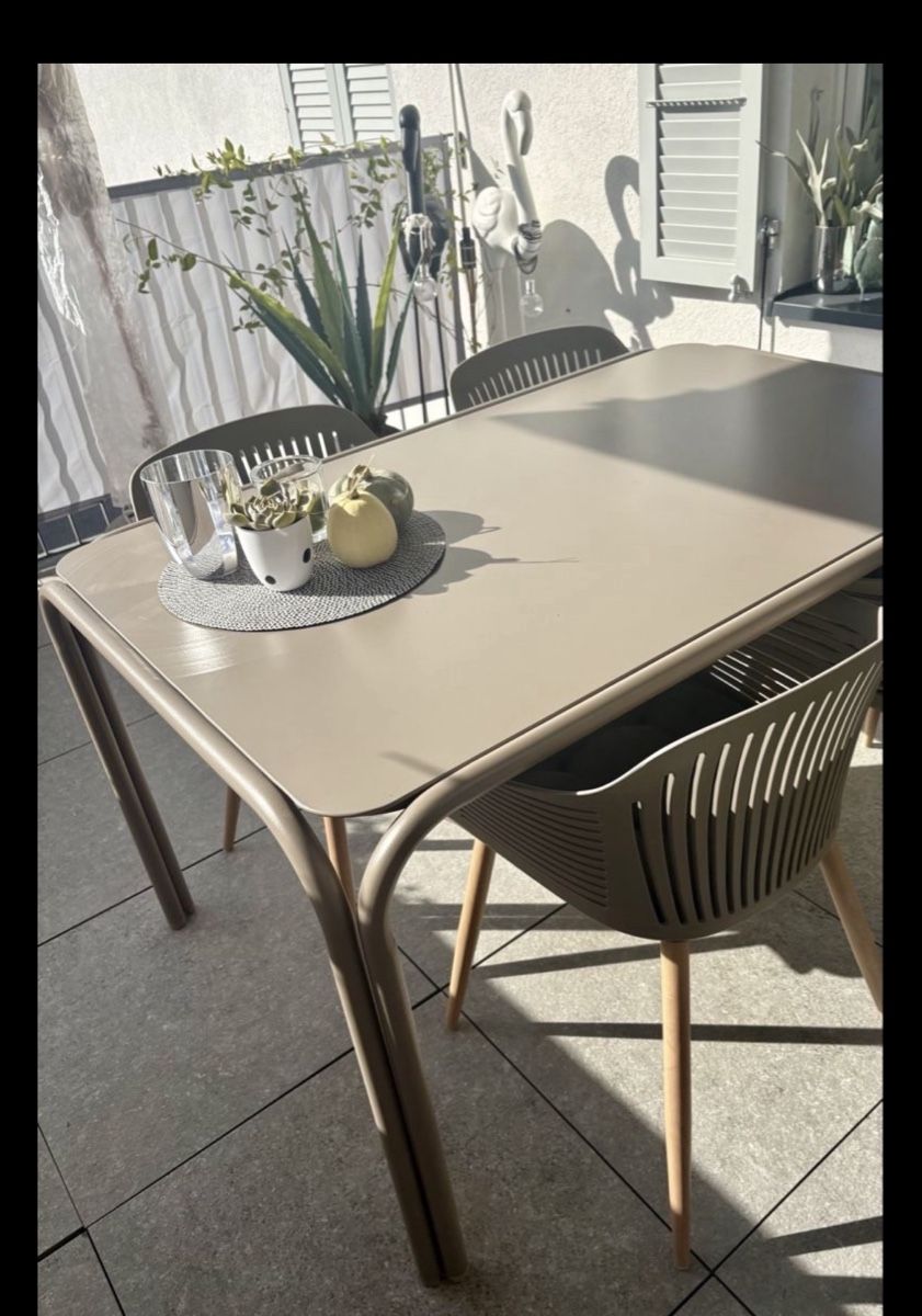 Set di tavolo e panche: Gartentisch Set – Usato da Stüsslingen venduto da fra_5gs2 2