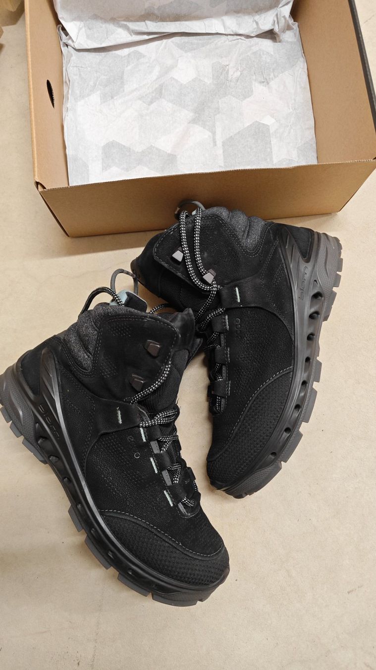 Ecco Damenschuhe: Winterstiefel Ecco Biom – Gebraucht aus Burgdorf von nas_65x9 4