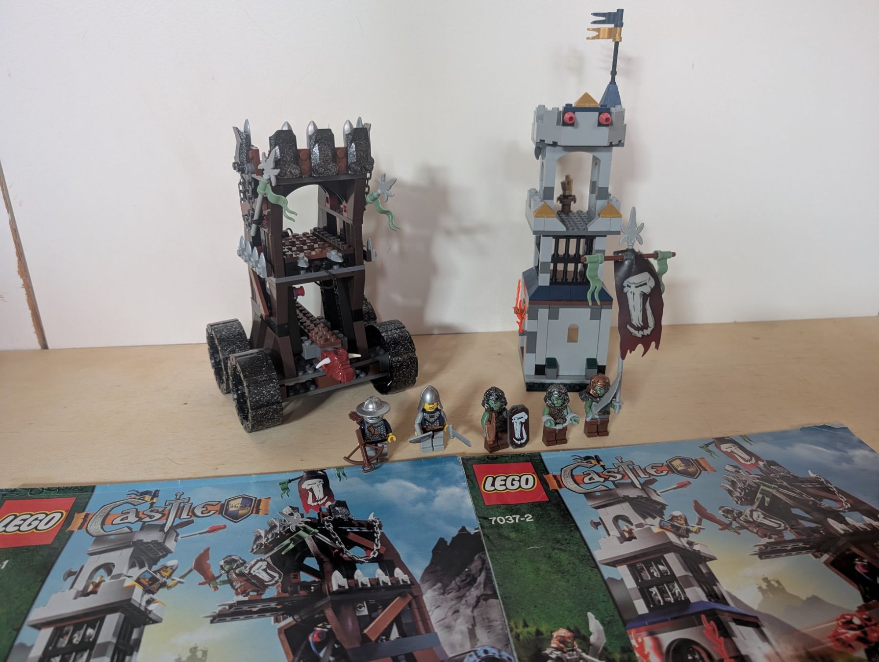 Lego Giocattoli: Lego Castle Tower Raid 7037 – Usato da Suhr venduto da qui_xw2v