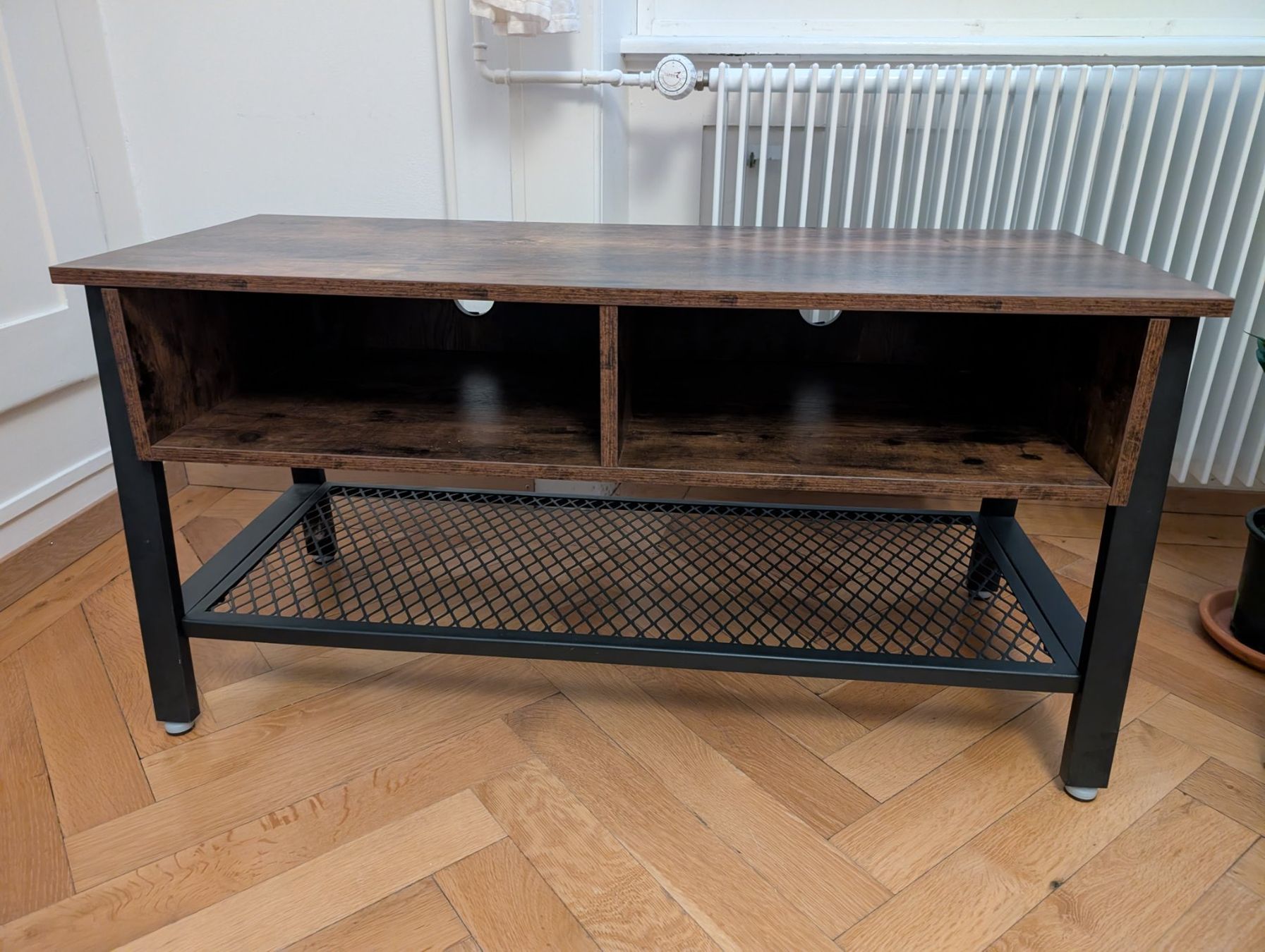 Meubles TV: TV Möbel / Sideboard mit Fächern – D'occasion à Bern par Mar_bl27