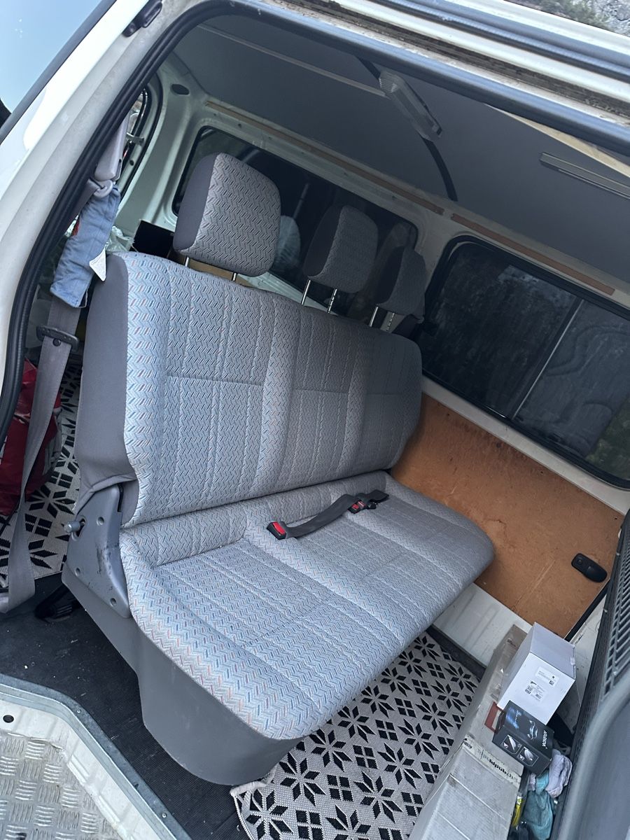 Toyota Alle Autoersatzteile: Toyota hiace sitzreihe – Gebraucht aus Visp von Sonnenblume1965