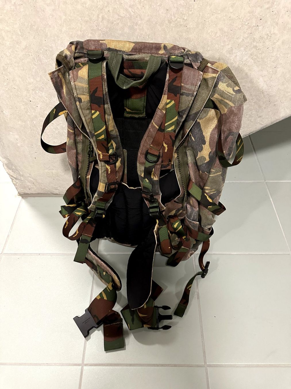 Zaini: Grand sac à dos militaire – Usato da Payerne venduto da pop_ghf9 1