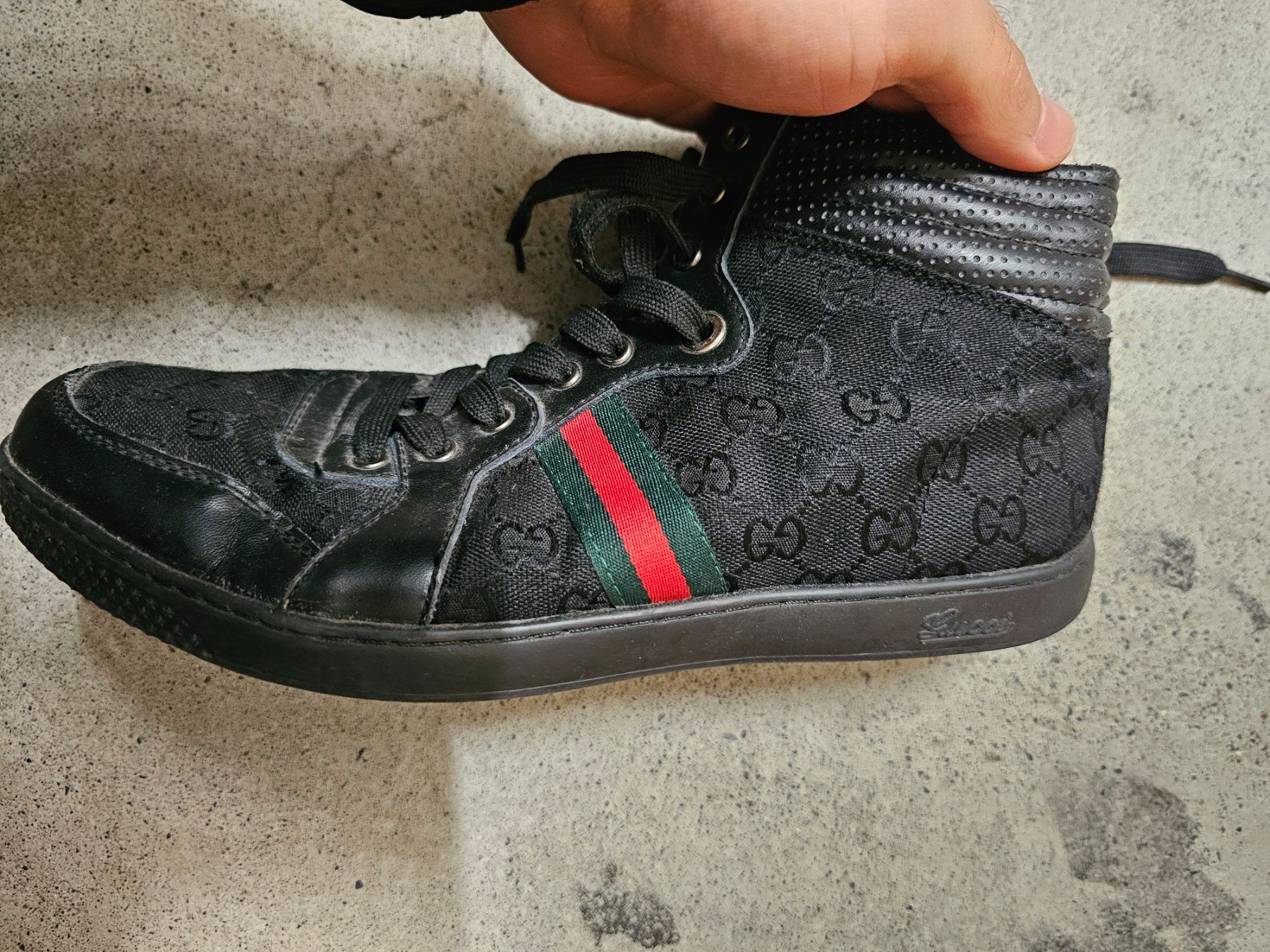Gucci Scarpe da uomo: Gucci Sneaker Hightop Gr. 42 Canvas Schwarz – Usato da Zürich venduto da -iwan- 1