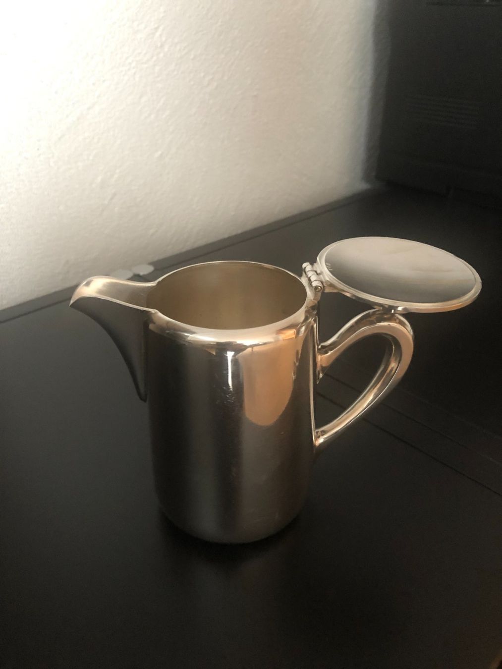 Théières: Antike versilberte Kaffee-/Tee-/Milchkanne ERCUIS – D'occasion à Samstagern par TAAF 8