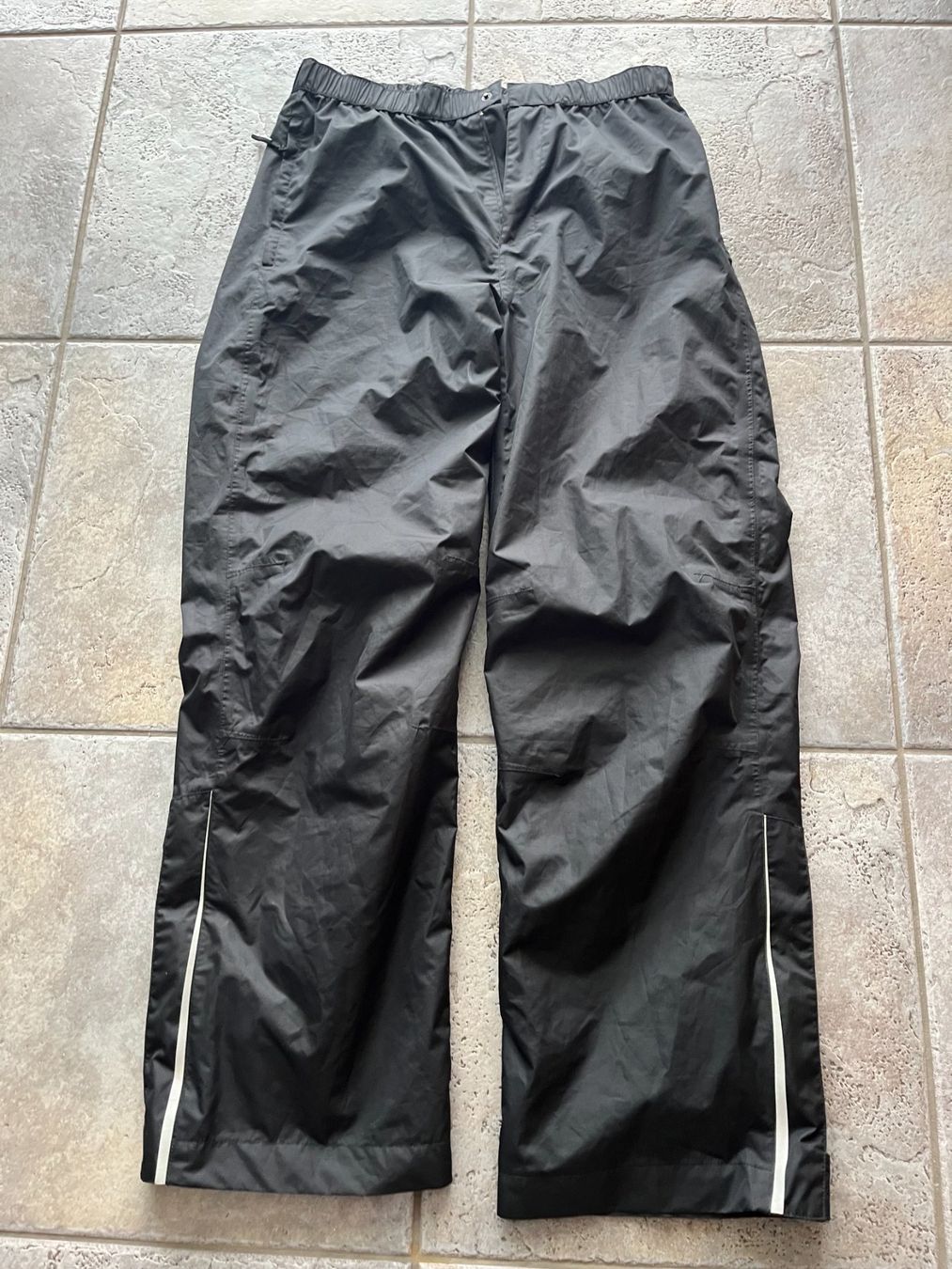 Pantaloni: Regenhosen, Grösse M, schwarz – Usato da Kriens venduto da ch__z8rx
