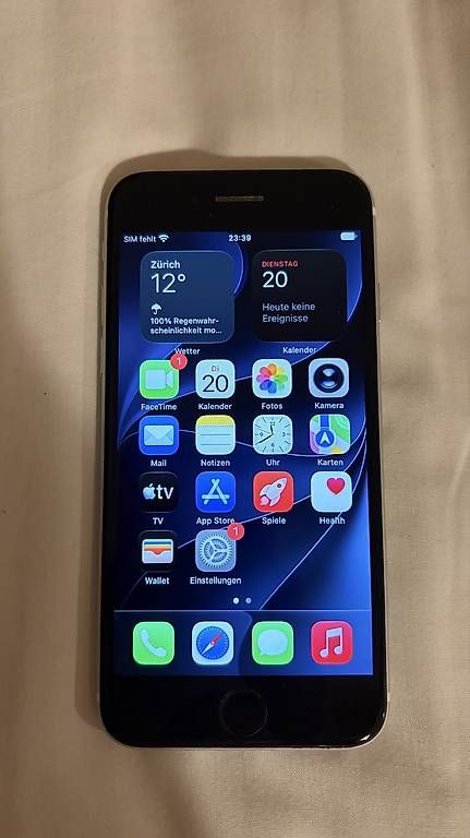 Telefoni cellulari / Smartphones: iPhone SE (2. Generation, 2020) – Usato da Gossau ZH venduto da ninaardovino_21 2