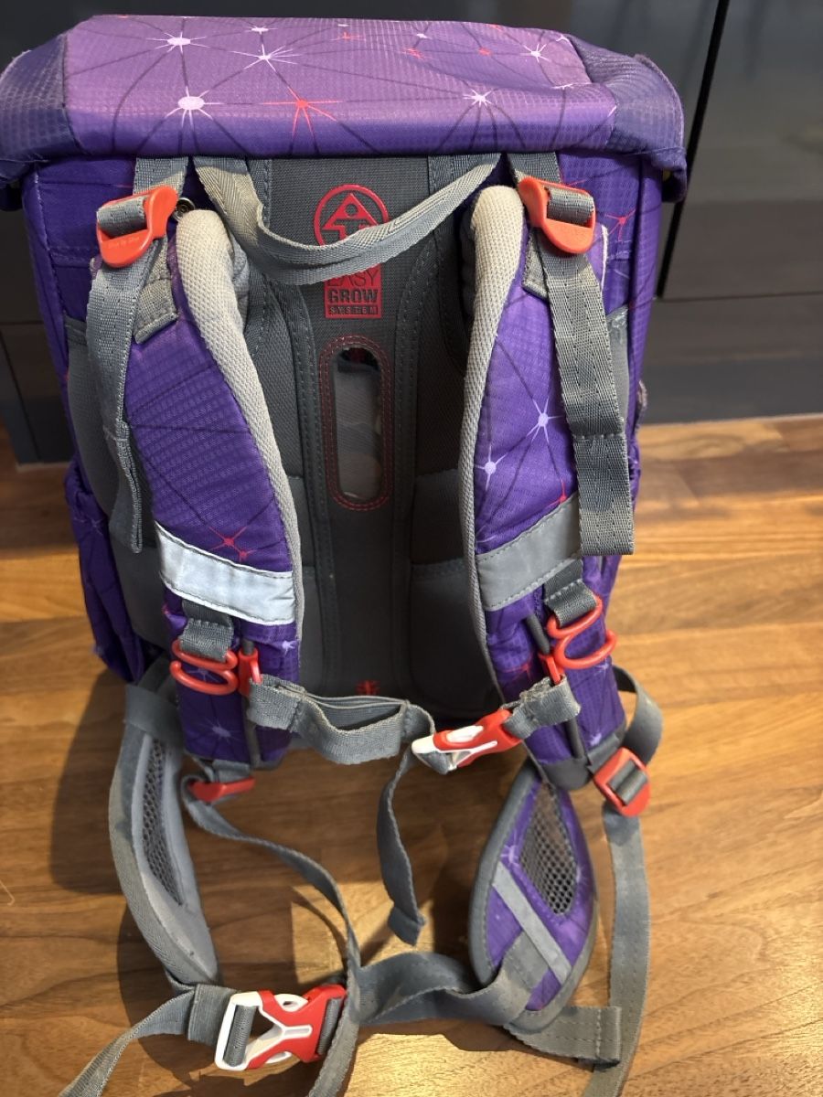 Step by Step Kindertaschen: Step by Step Schulranzen violett mit Easy Grow System – Gebraucht aus Hirzel von Thomas008 1