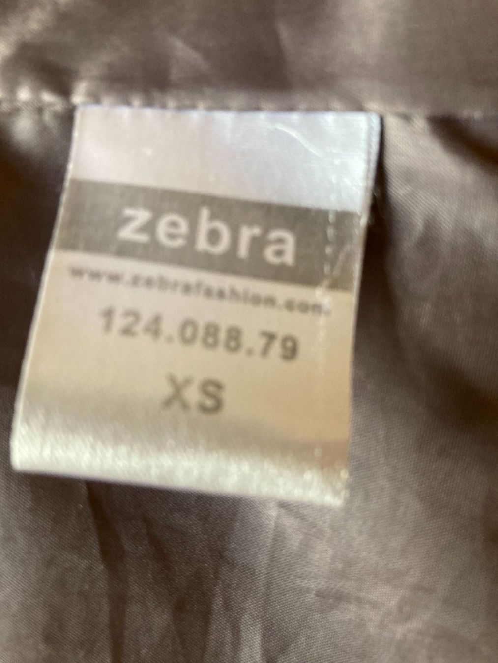 Zebra Jacken: Jacke – Gebraucht aus Balsthal von dasesaro 2